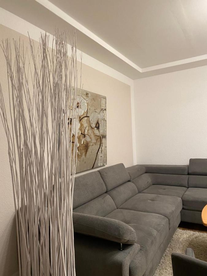 Unter Dem Dach Mit Parkplatz Apartamento Bremen Exterior foto