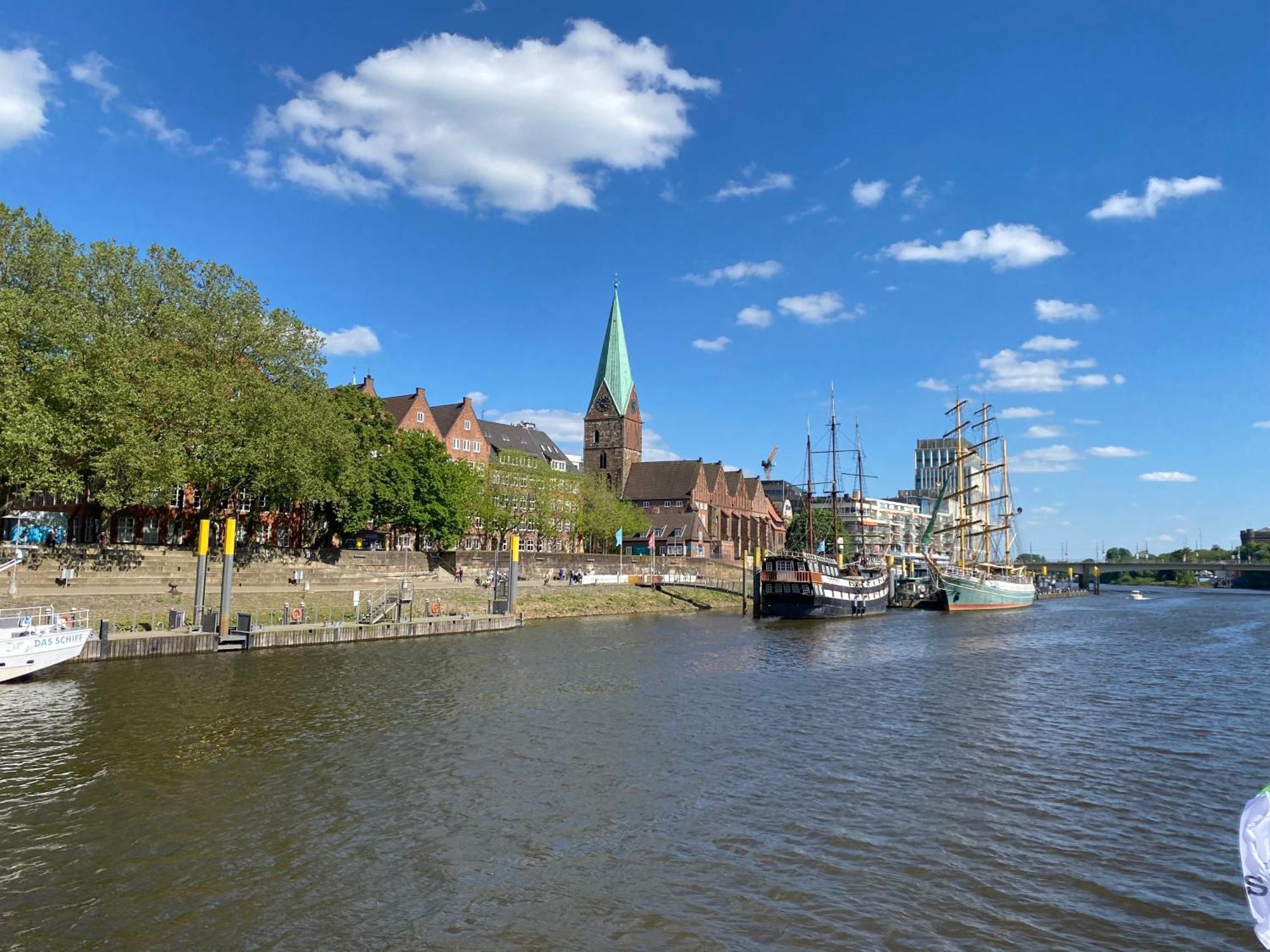 Unter Dem Dach Mit Parkplatz Apartamento Bremen Exterior foto